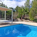 Maison Calme Wifi, Aircon, Private Pool