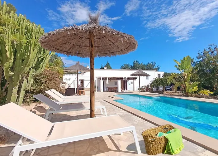 Maison Calme Wifi, Aircon, Private Pool